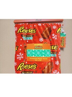 Reese's Chocolate Peanut Butter Candy Plush Throw Blanket Gift Logo Trees Sweets